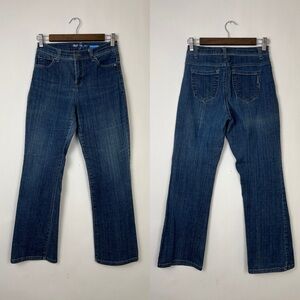EUC Style & Co women’s petite jeans with Tummy Control